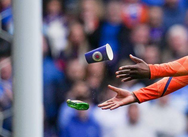 Sinisalo calls out Ibrox yobs throwing a bottle, lighters, vapes, coins, mugs