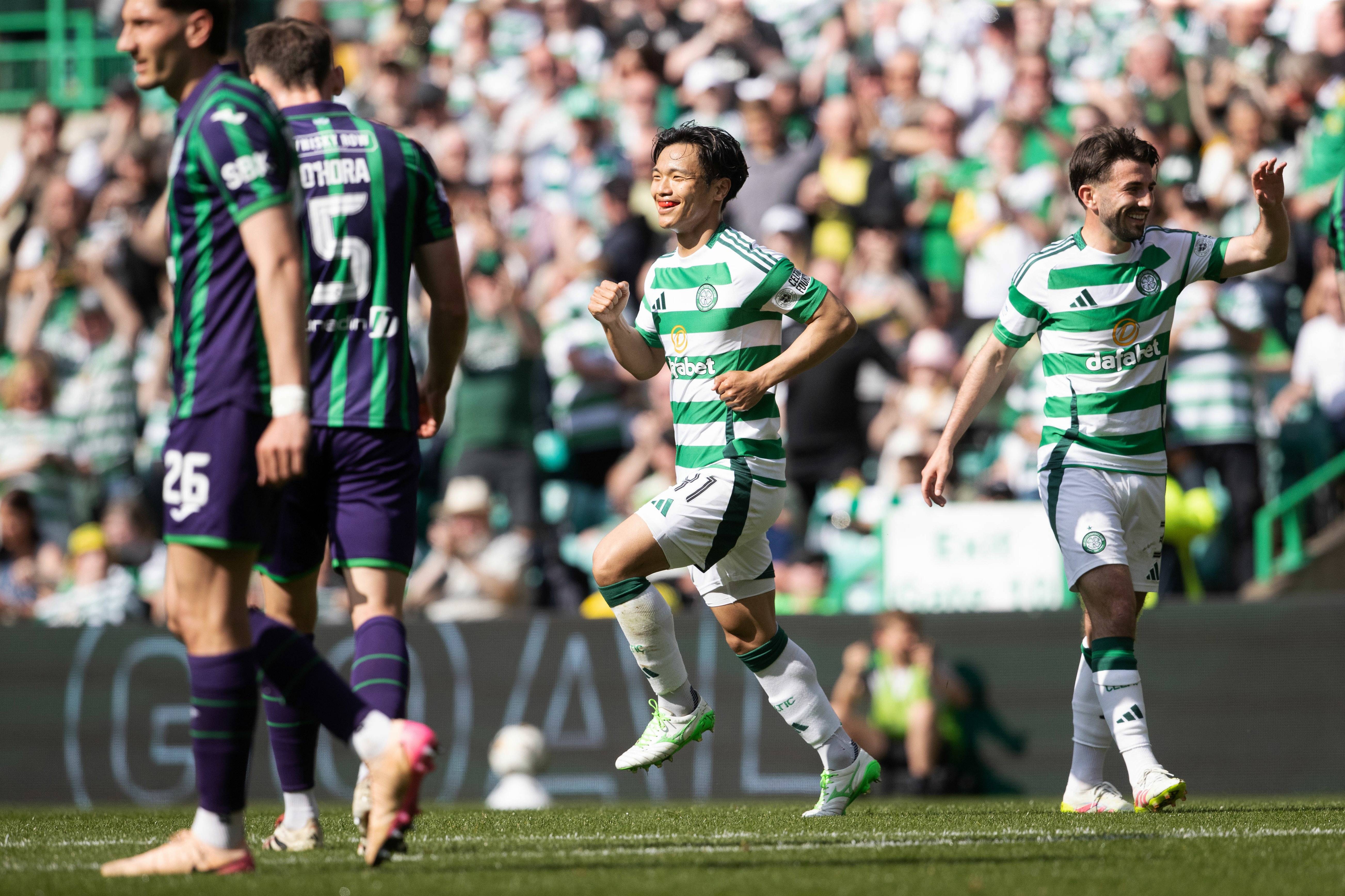 Purring Celtic don’t let Hibs derail their historic goal quest as 17y/o makes debut &ndash; but one man still chasing