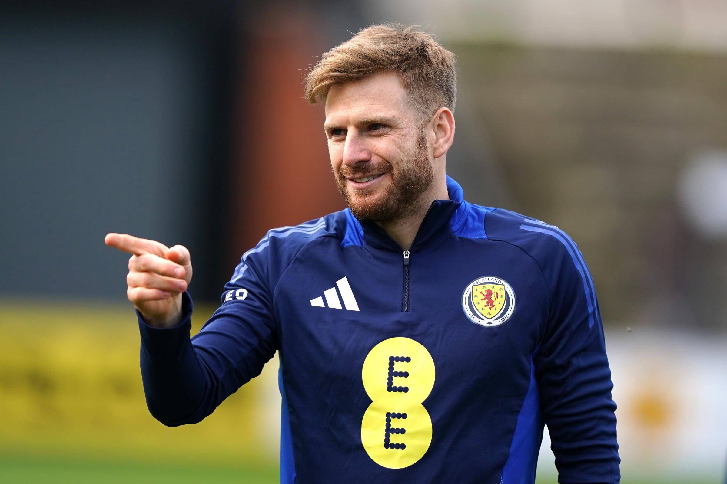 Ex-Celtic star becomes free agent as club makes announcement