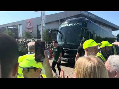Celtic Team Bus Arriving at Celtic Park on Trophy Day!! (Celtic V St Mirrin )