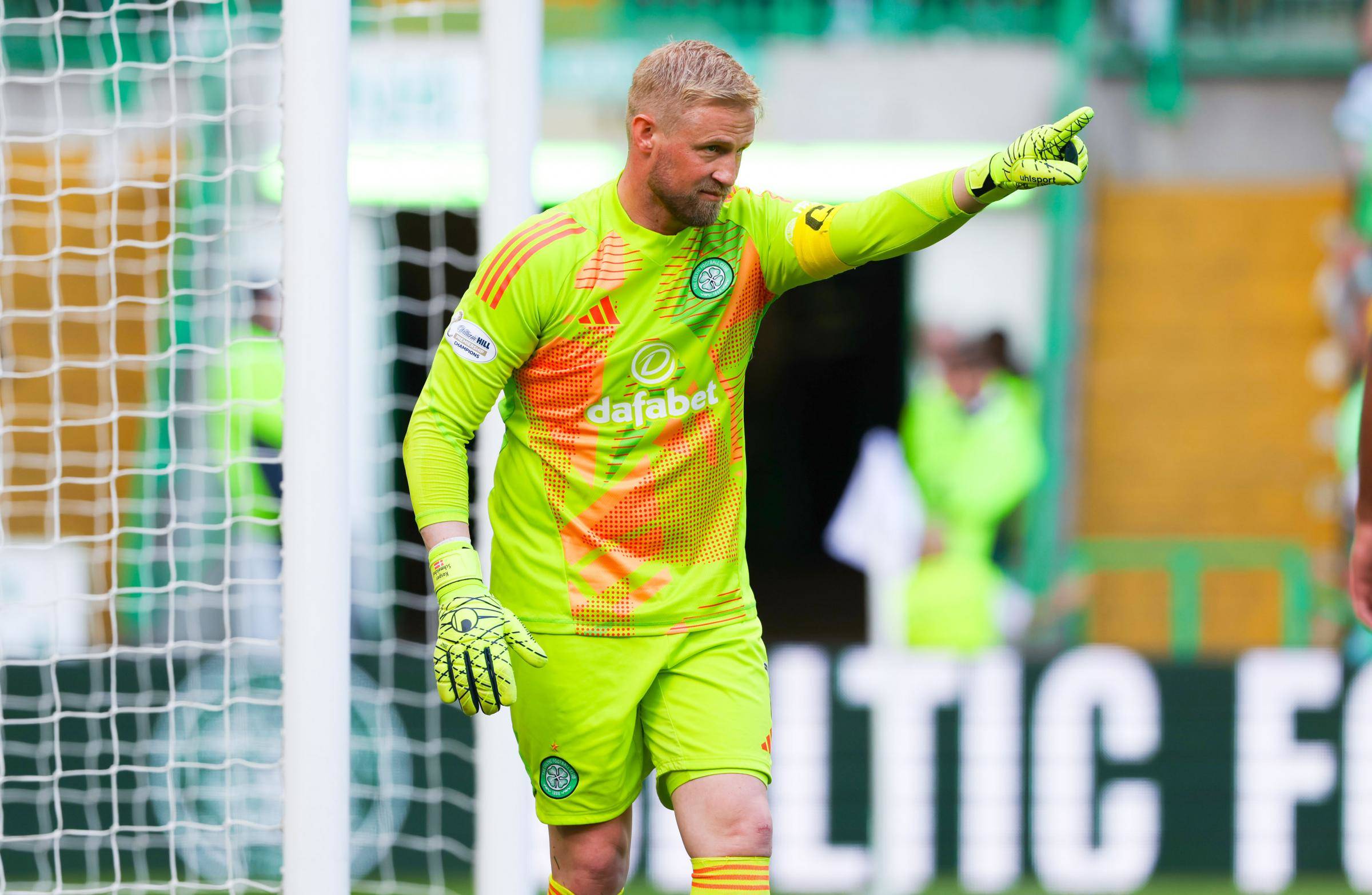 Denmark boss outlines goalkeeping ‘problem’ after Kasper Schmeichel’s injury return
