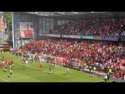 Dundee United Fans Pitch Invasion