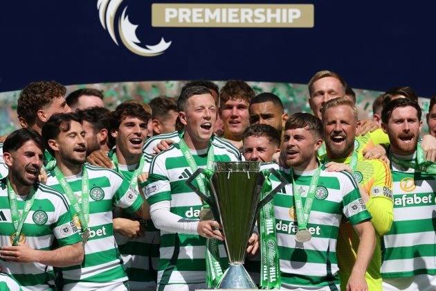 Heartwarming scenes as Celtic stars visit Glasgow Children’s Hospital