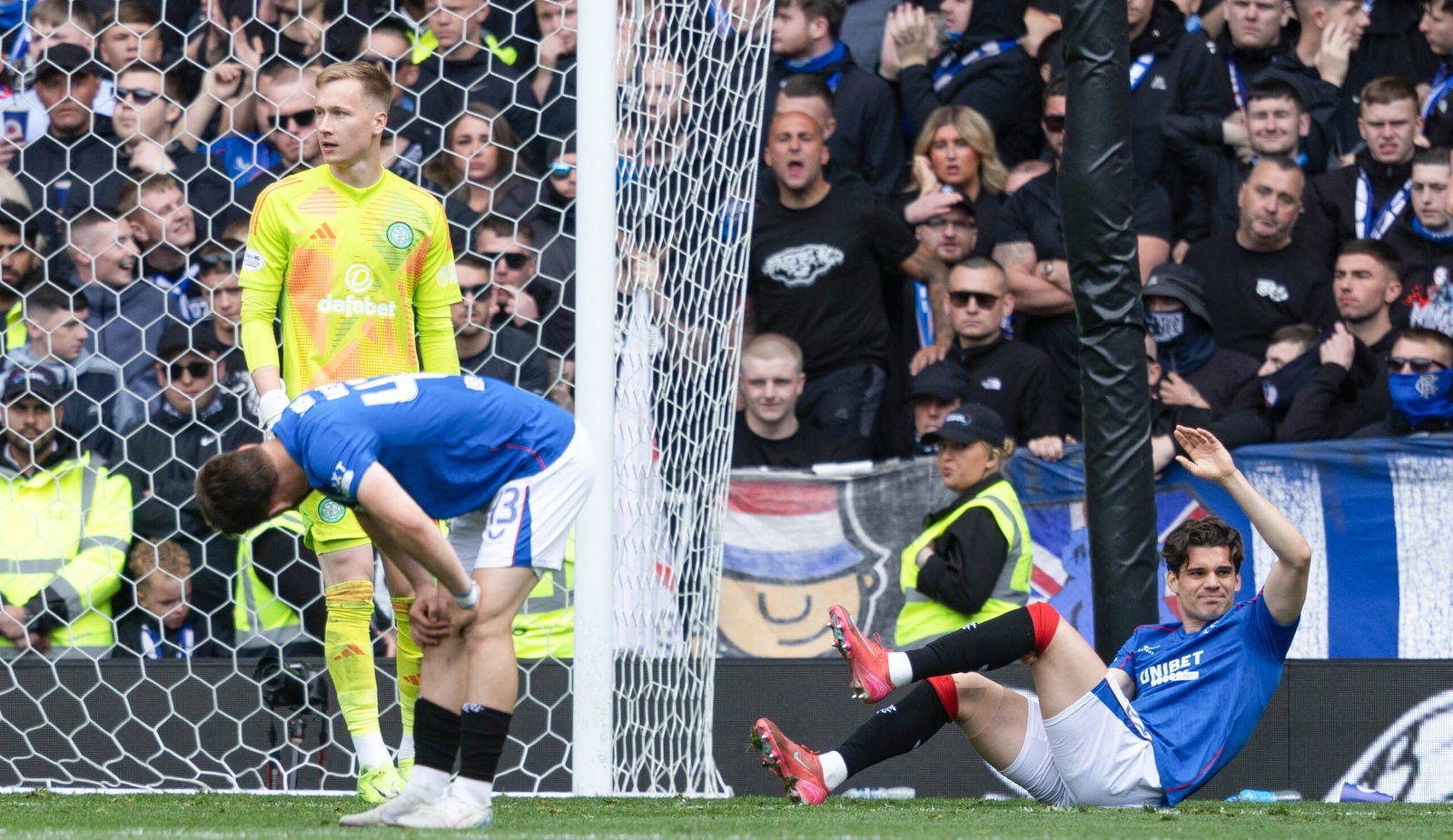 Over hyped Ibrox star delivers tear jerking farewell message
