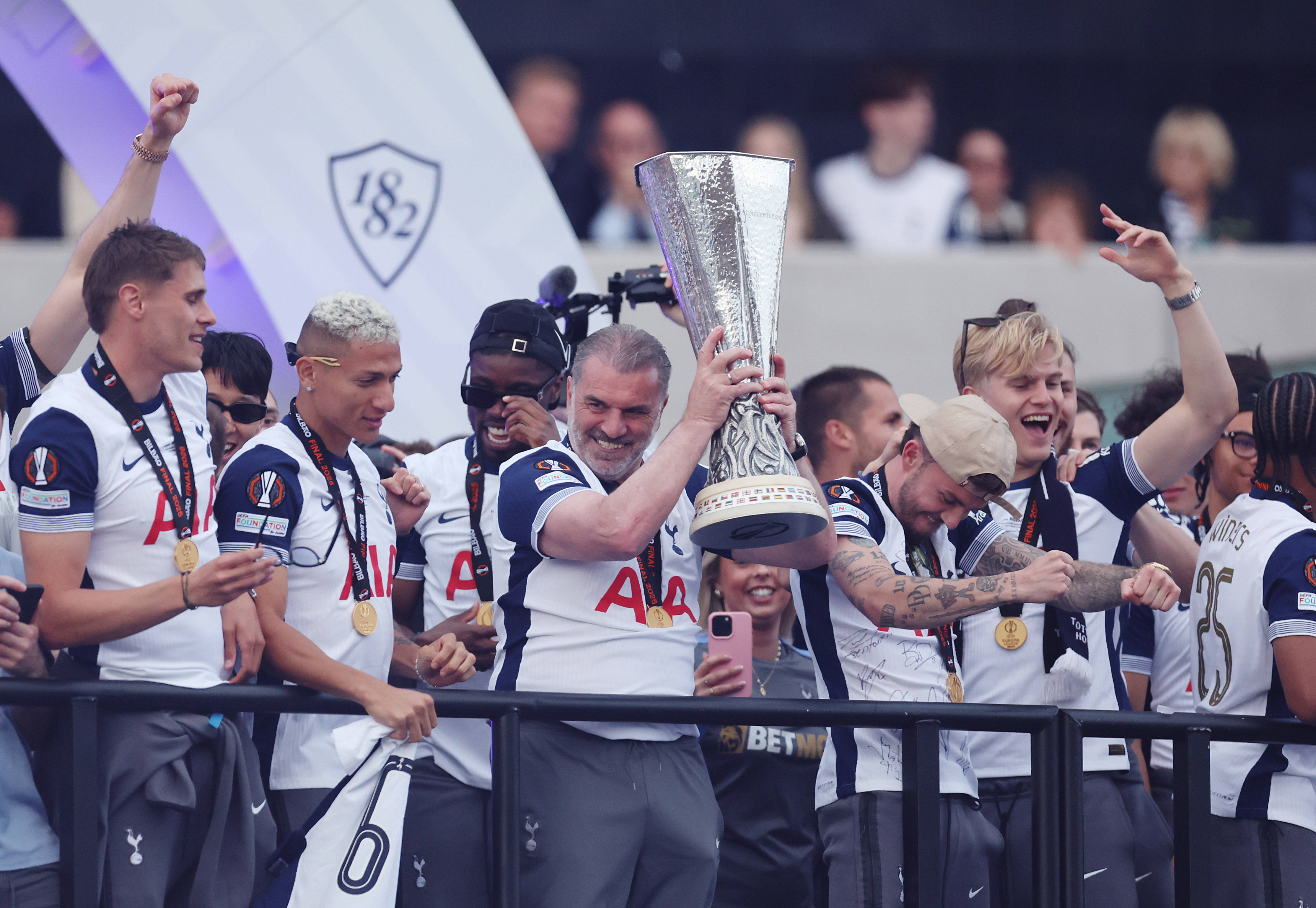 Ex-Celtic title winner ‘set’ shock departure from EPL giants just 11 days on from trophy glory
