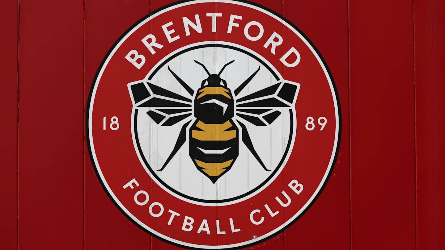 Brentford officially announce signing in bad news for Celtic