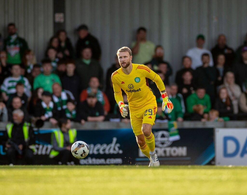 Former Celtic Goalkeeper Seals Premiership Switch