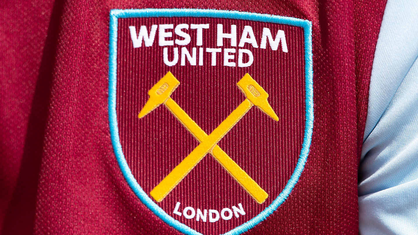 West Ham Join Celtic in Pursuit of 23-Year-Old Forward