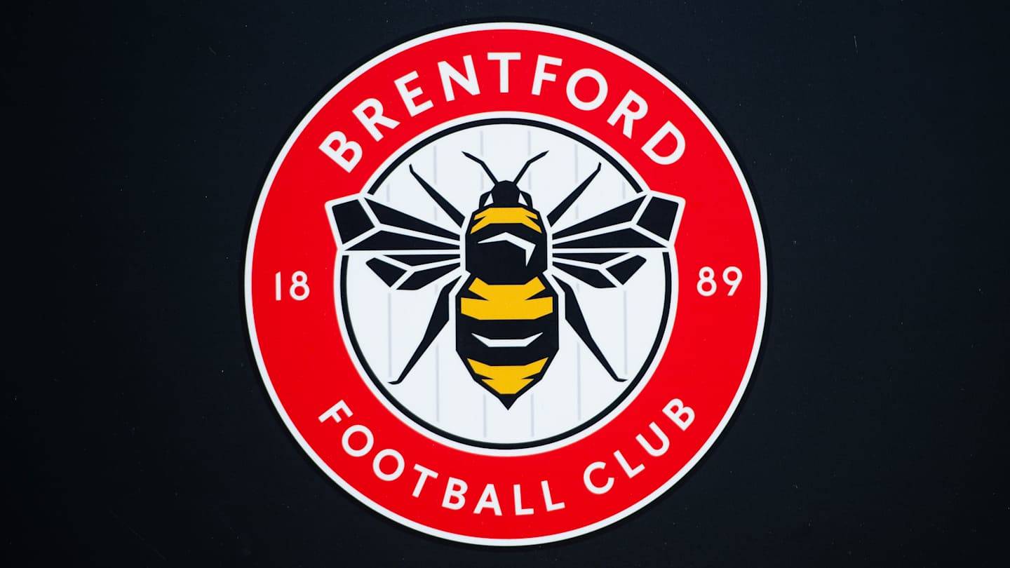 Brentford in talks to sign Celtic hero out of nowhere