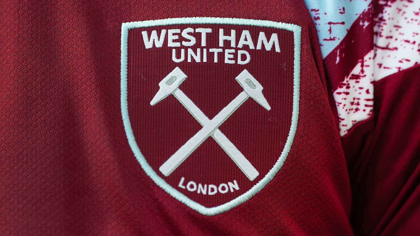 West Ham United midfielder tipped to make Celtic move