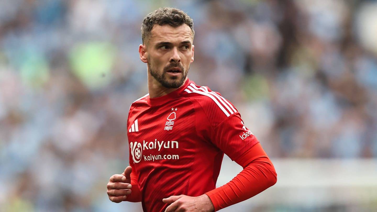 Celtic Potentially in Running to Land Veteran Left-Back on Free Transfer