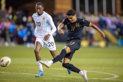 National media react as Celtic’s Luis Palma scores a ‘stunning’ last-minute winner for Honduras vs Curacao