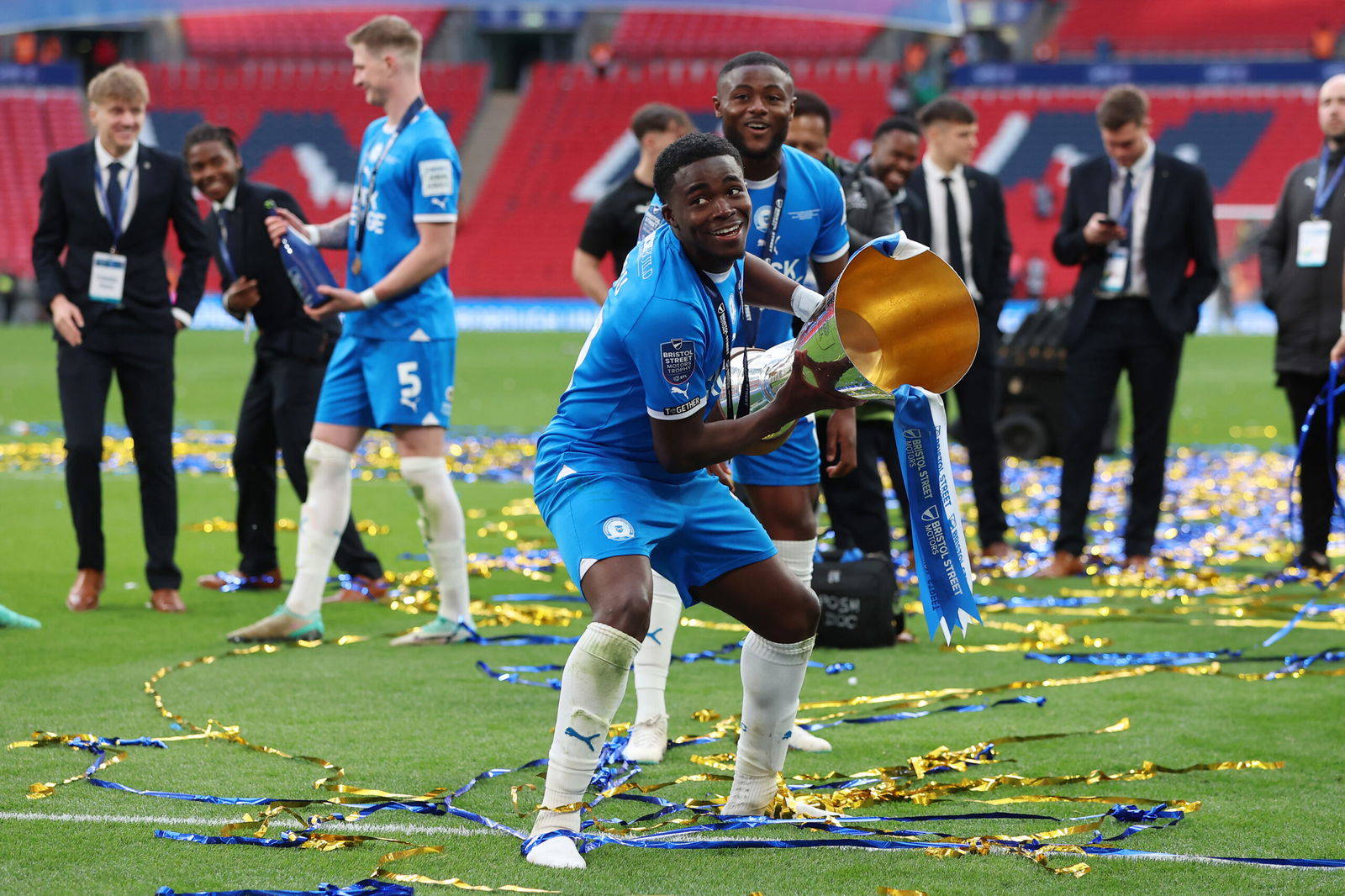 49 GERS humiliated as Poku joins the real Rangers
