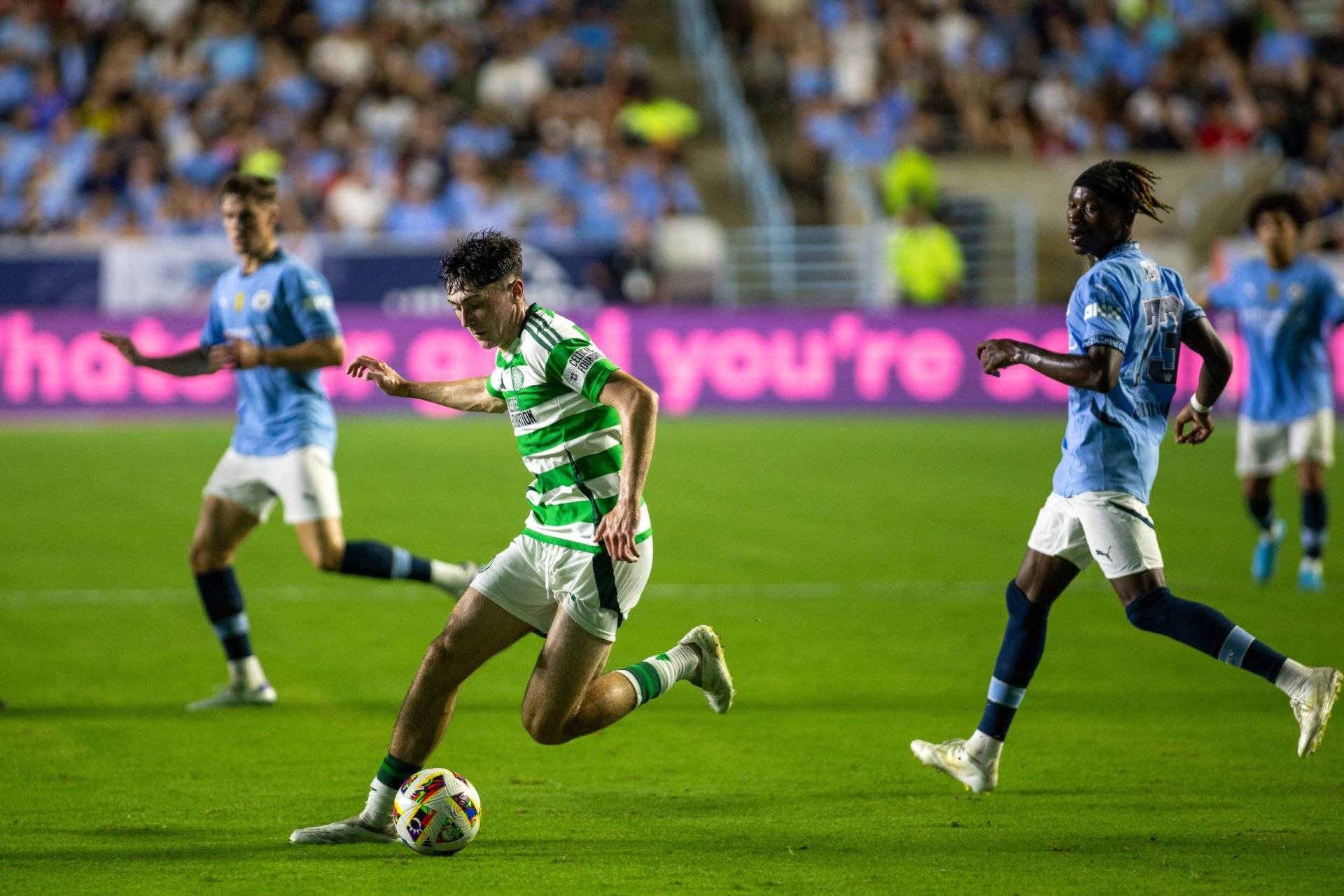 ‘Come on’ &ndash; Rocco Vata and Daniel Cummings react as Celtic defender leaves