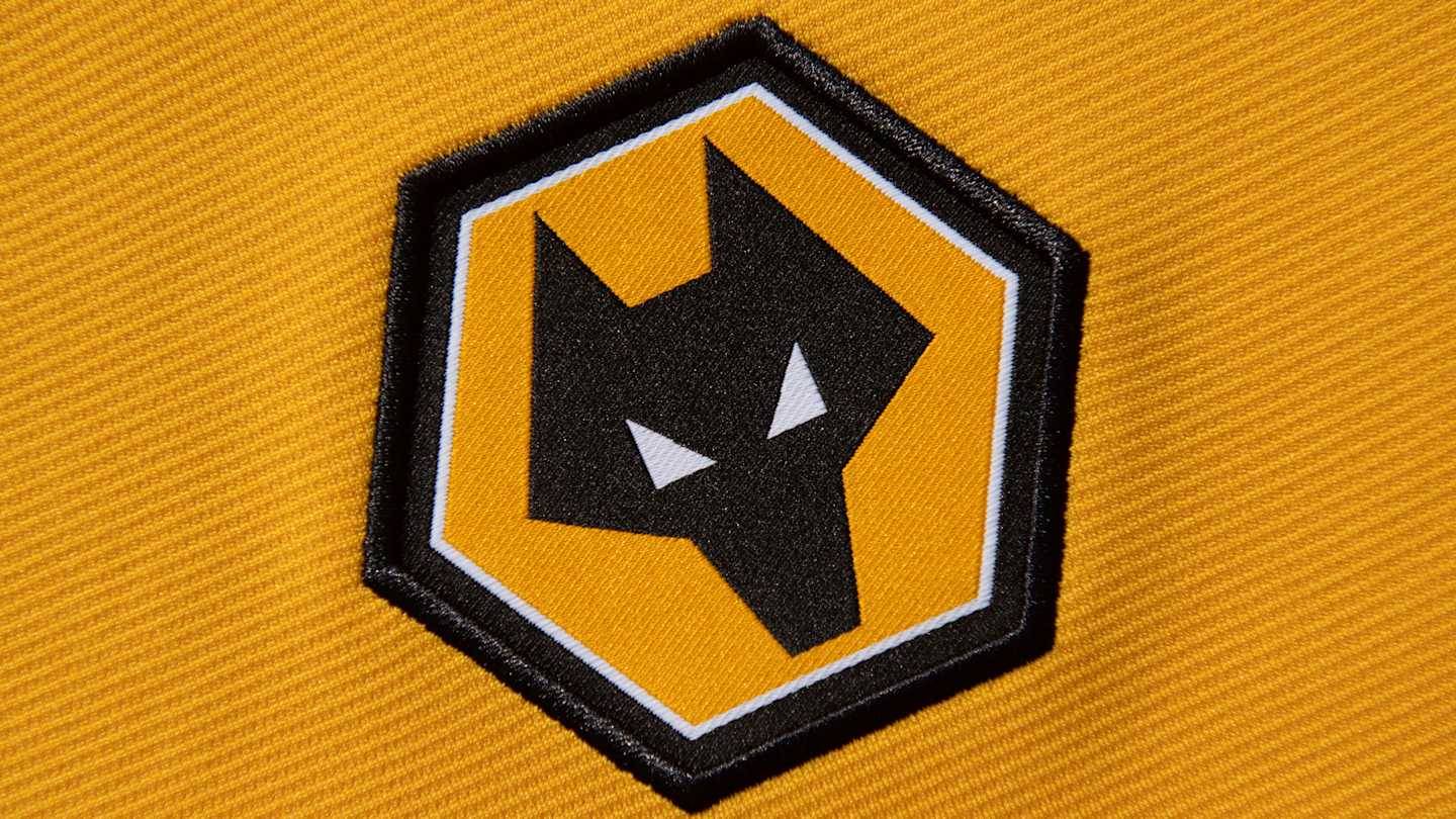 Wolverhampton Wanderers considering move for Celtic flop