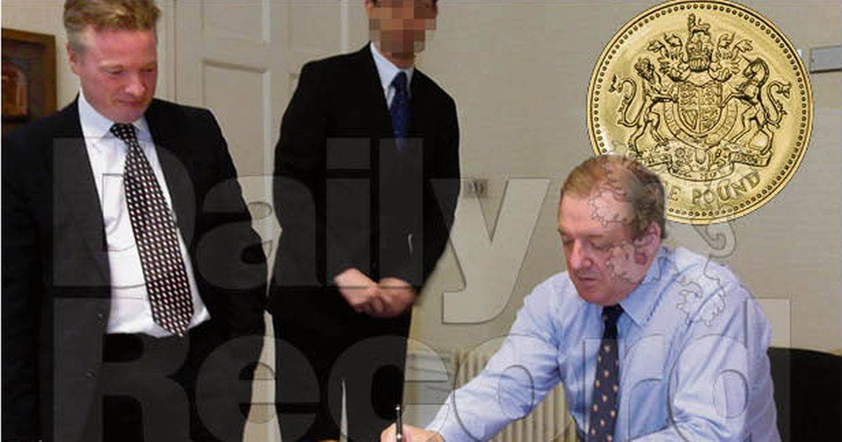 David Murray tarnished Rangers legacy and naive fans falling for Peter Lawwell nonsense must remember one thing – Hotline