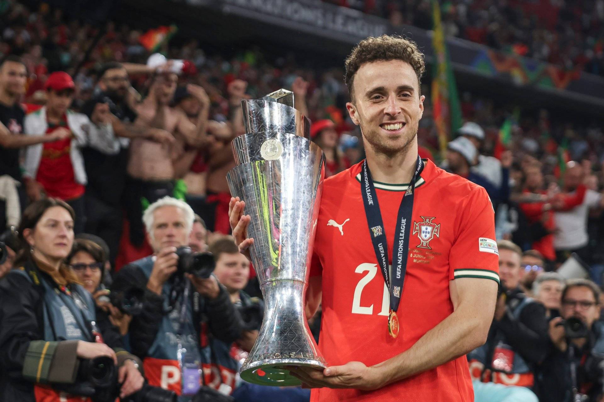 Celtic send an emotional message after the tragic passing of Liverpool forward Diogo Jota