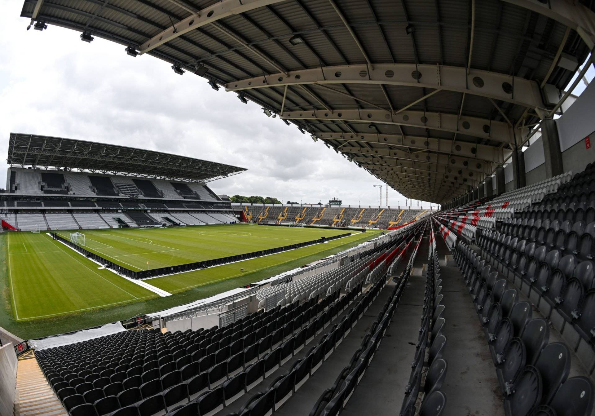 Is Cork City vs Celtic on TV? Kick-off time, live stream, team news