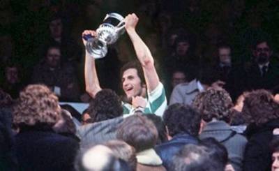 Photo Of The Day: Roddie MacDonald Lifts The Cup