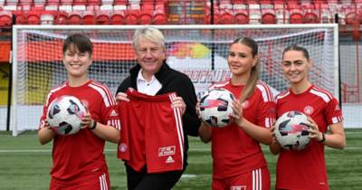 Football legend Frank McAvennie gets behind women’s football team in shirt deal