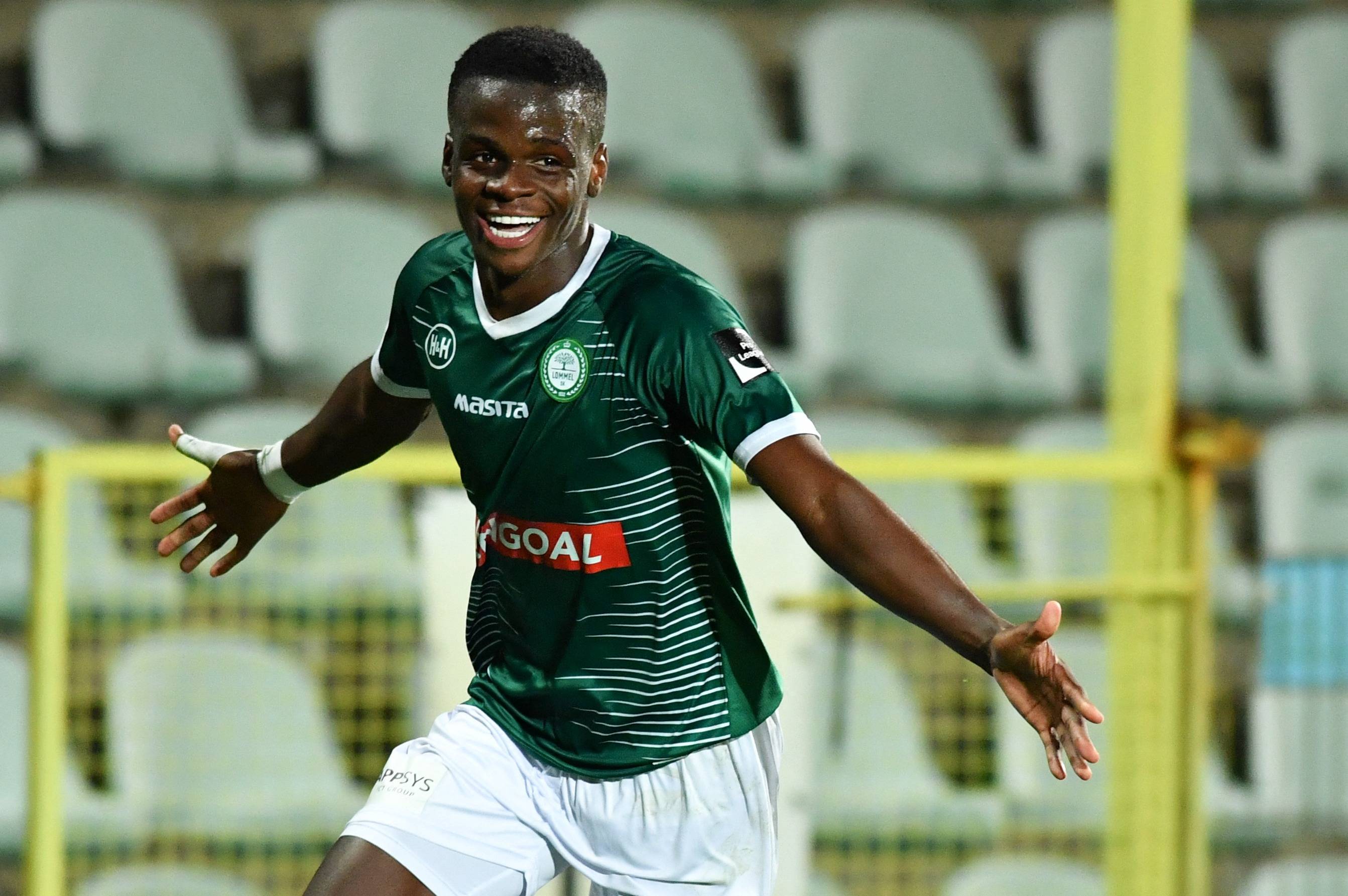 Rangers target makes key decision, Celtic ‘not interested’ in £15m man, Hibs reject bids &ndash; Scottish transfers