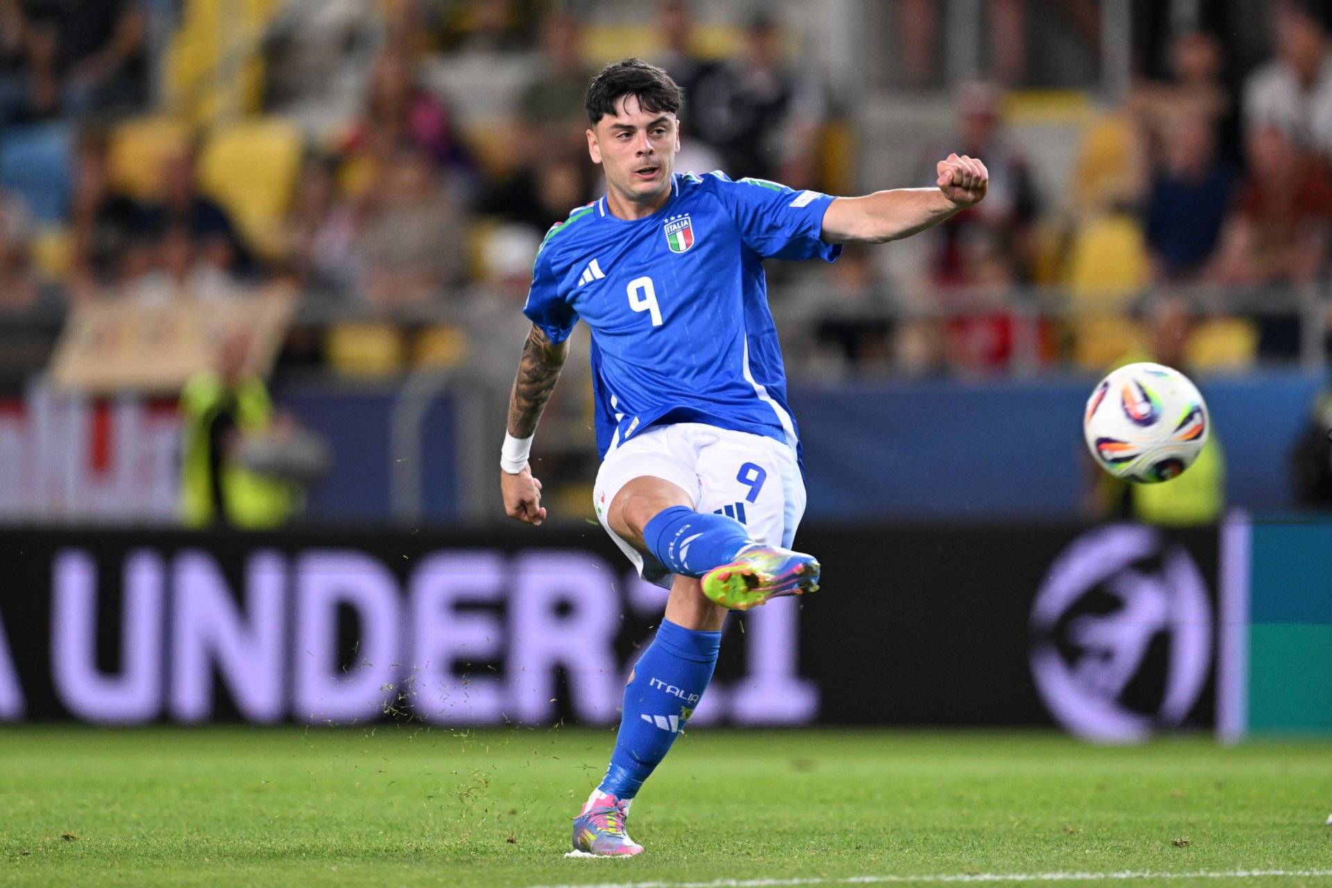 Celtic transfer target ‘absent’ from pre-season trip as Napoli ponder ‘best formula’ for striker