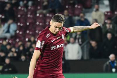 Manager to hold talks with Celtic transfer target before making decision