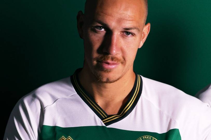 Queen’s Park Rangers launch surprise new kit with Celtic-style GREEN and white Hoops in homage to club’s origins