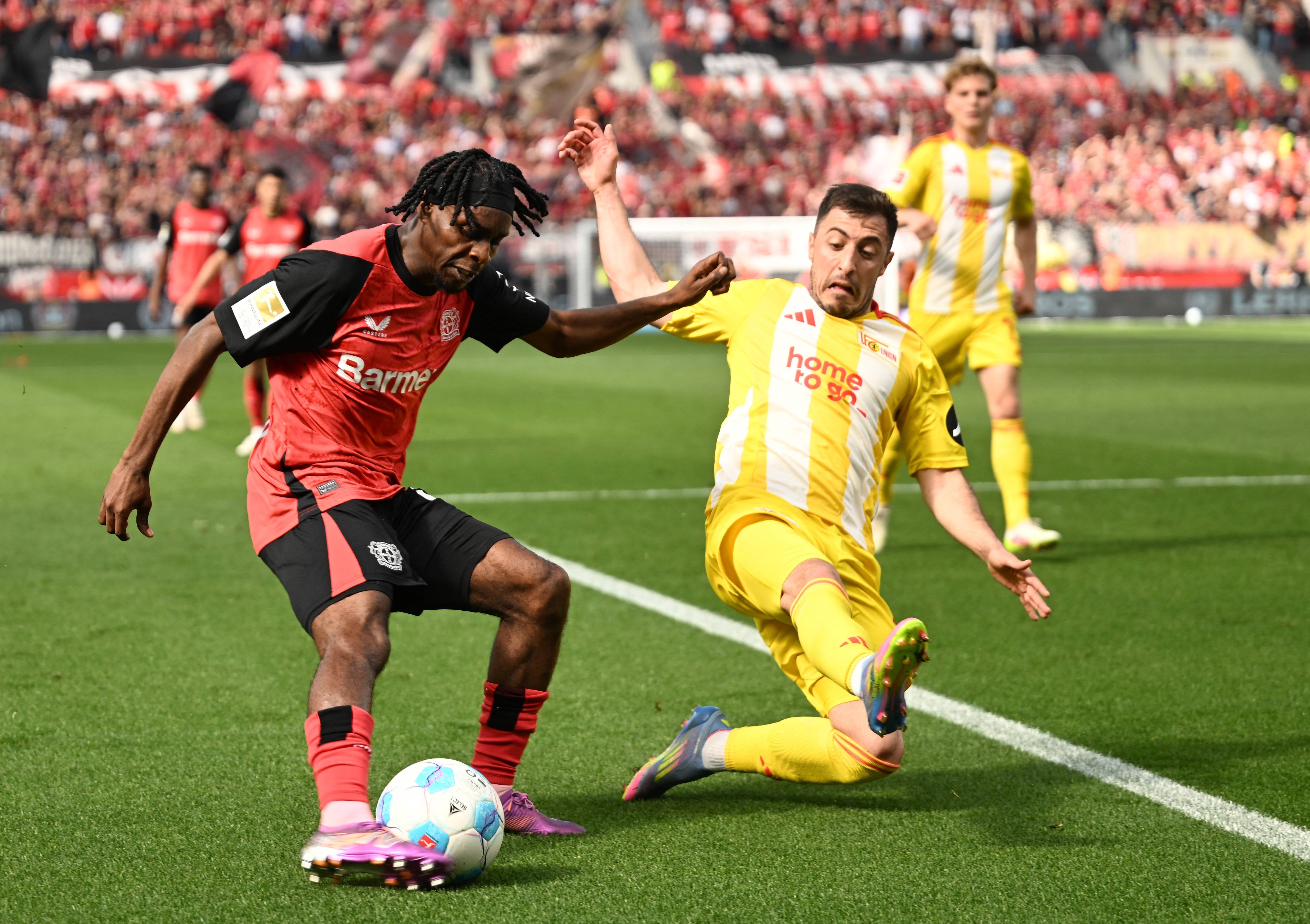 Celtic have surprise transfer windfall chance as former Rangers star on verge of next move