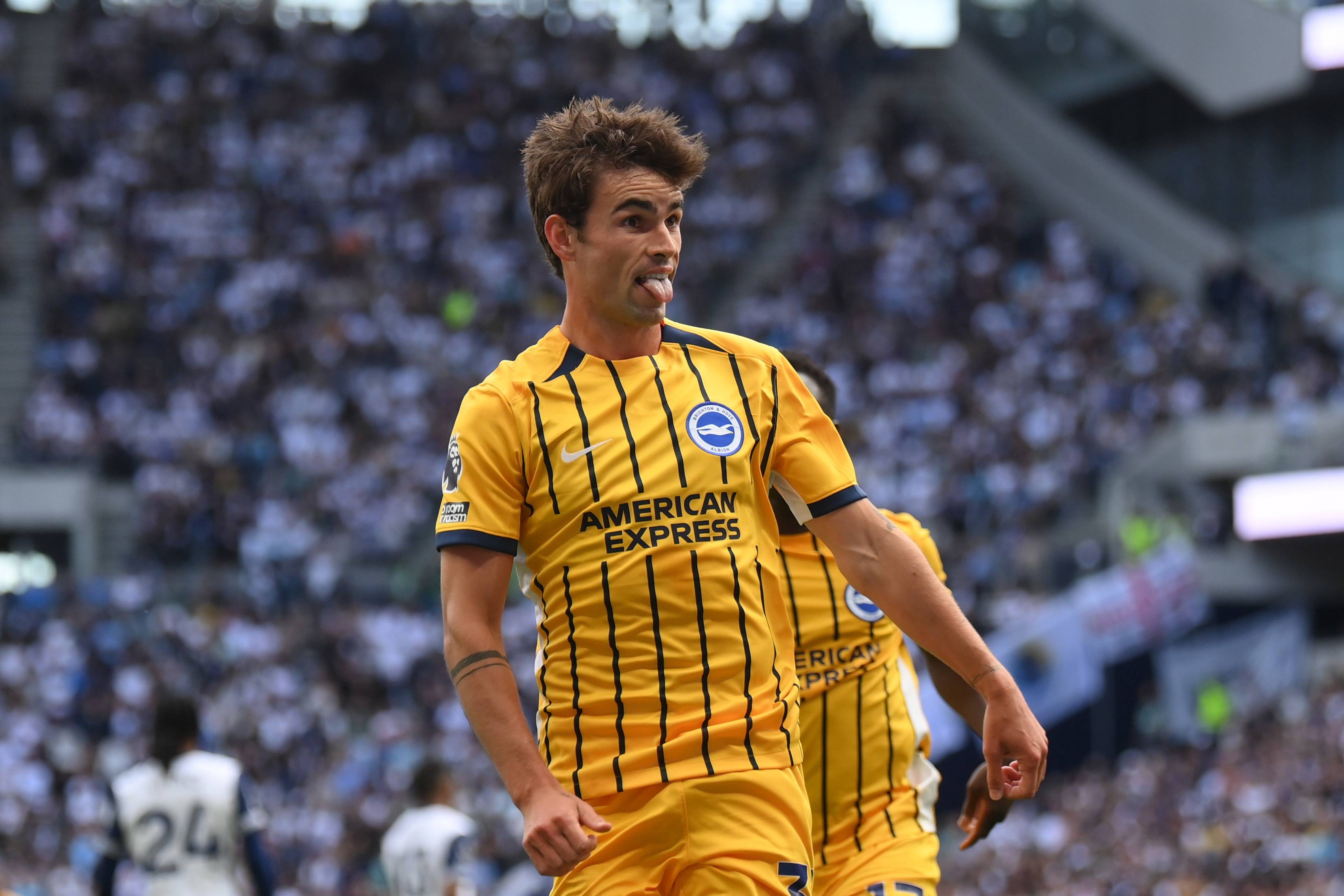‘Fearless’ Celtic recruit lands Matt O’Riley comparison from ex Rangers stars as mega money prediction cast