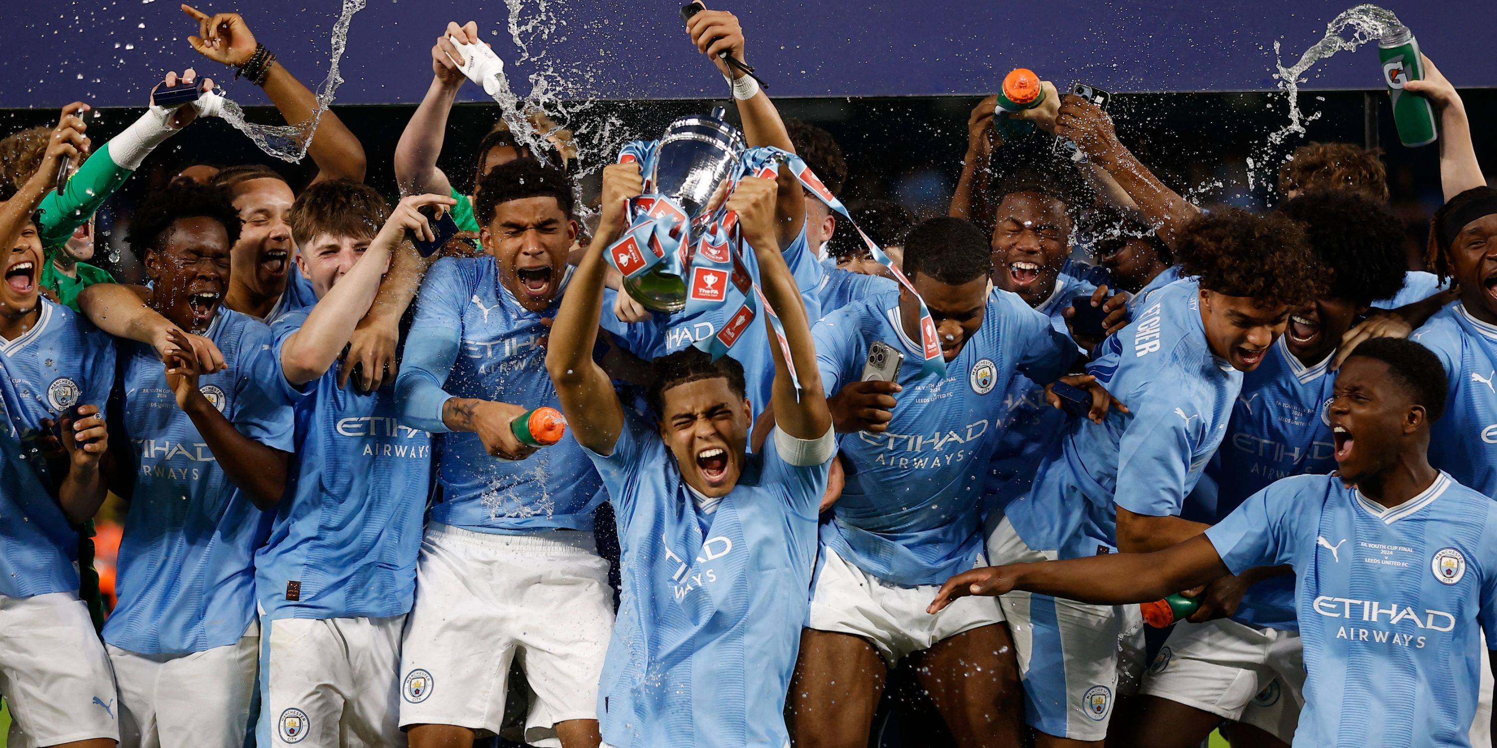 Celtic agree deal for seventh signing with British star en route to Glasgow