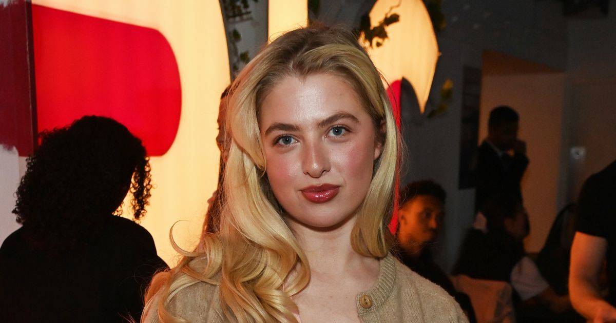 Noel Gallagher’s daughter Anais pays homage to Celtic FC at Oasis Murrayfield gig
