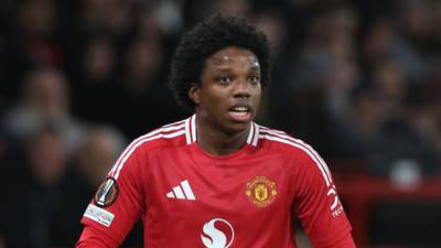 Sources drop Tyrell Malacia to Celtic transfer news