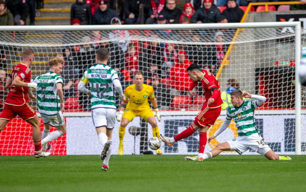 Report: European Giants Join Race to Sign Celtic-Linked Forward