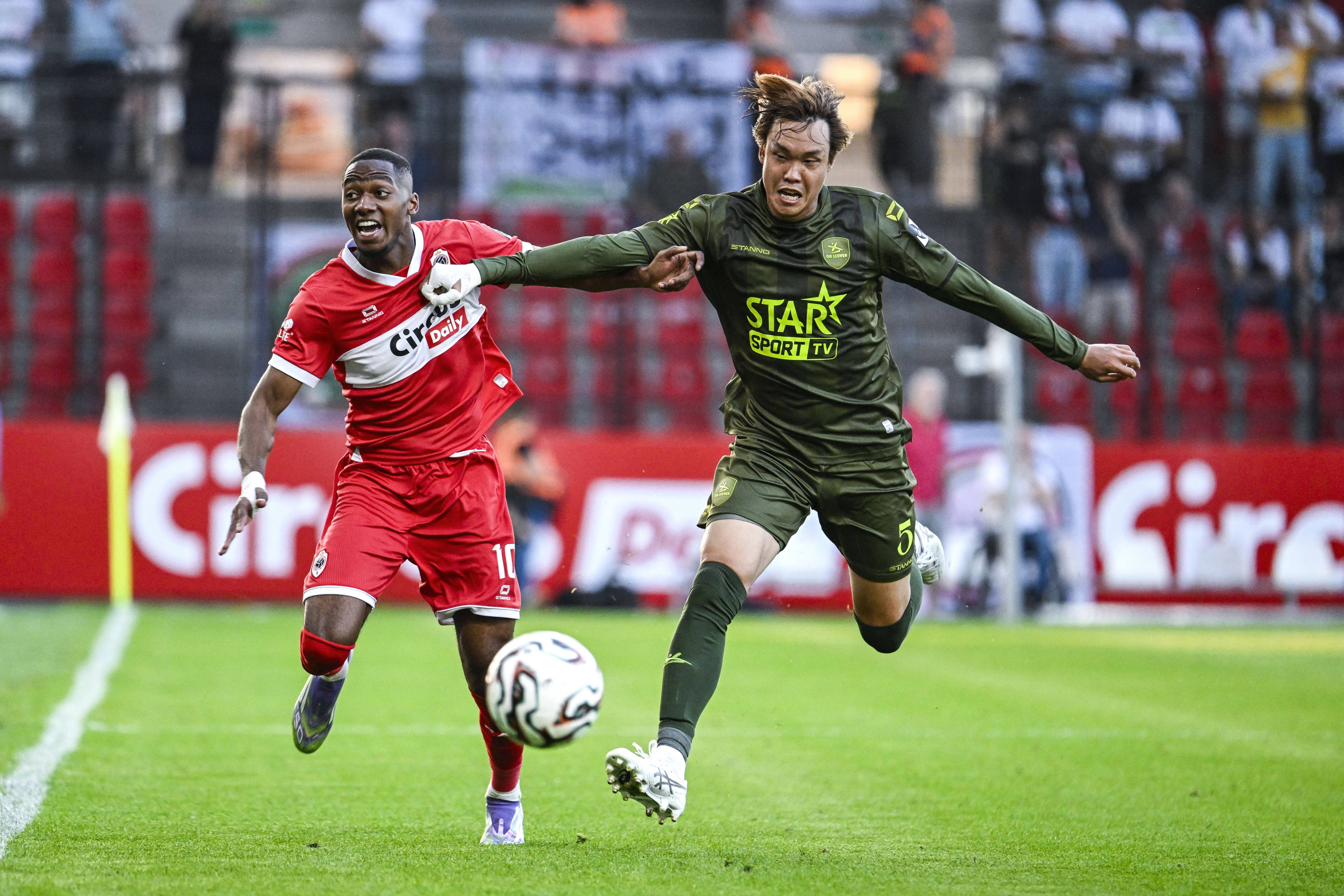 Celtic target ‘surprise’, Rangers silence broken, airport flowers, Triantis move &ndash; Scottish transfer news