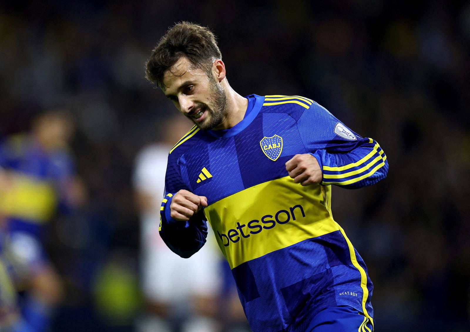“In The Coming Hours” – Celtic Close In On Left-Back Deal