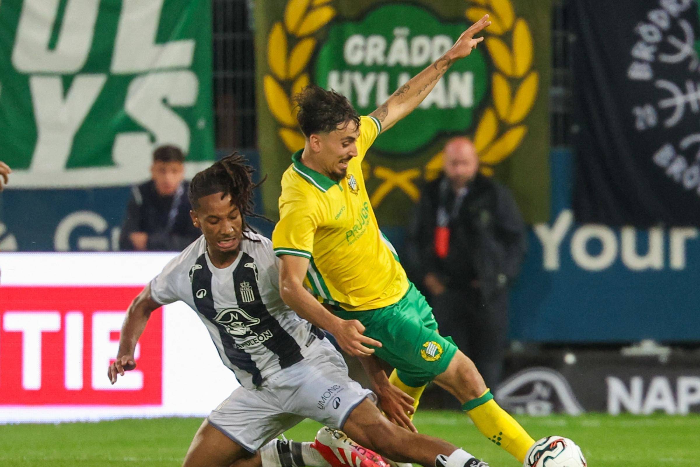 Celtic ‘launch bid’ for international winger, told to up their offer by selling club