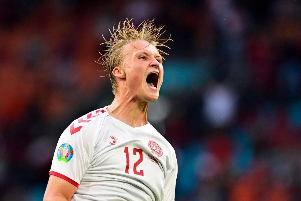 Rangers ‘locked in talks’, Celtic name priority target, Adam Idah latest &ndash; Scottish transfer news