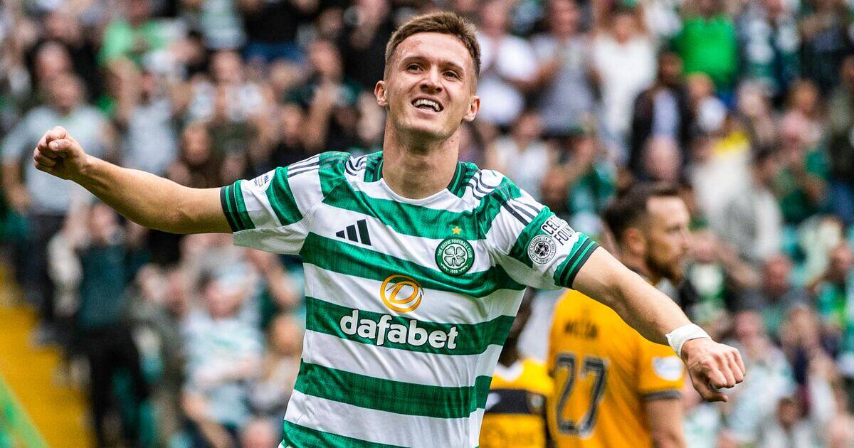 Celtic striker Johnny Kenny called up to Ireland squad to replace Troy Parrott