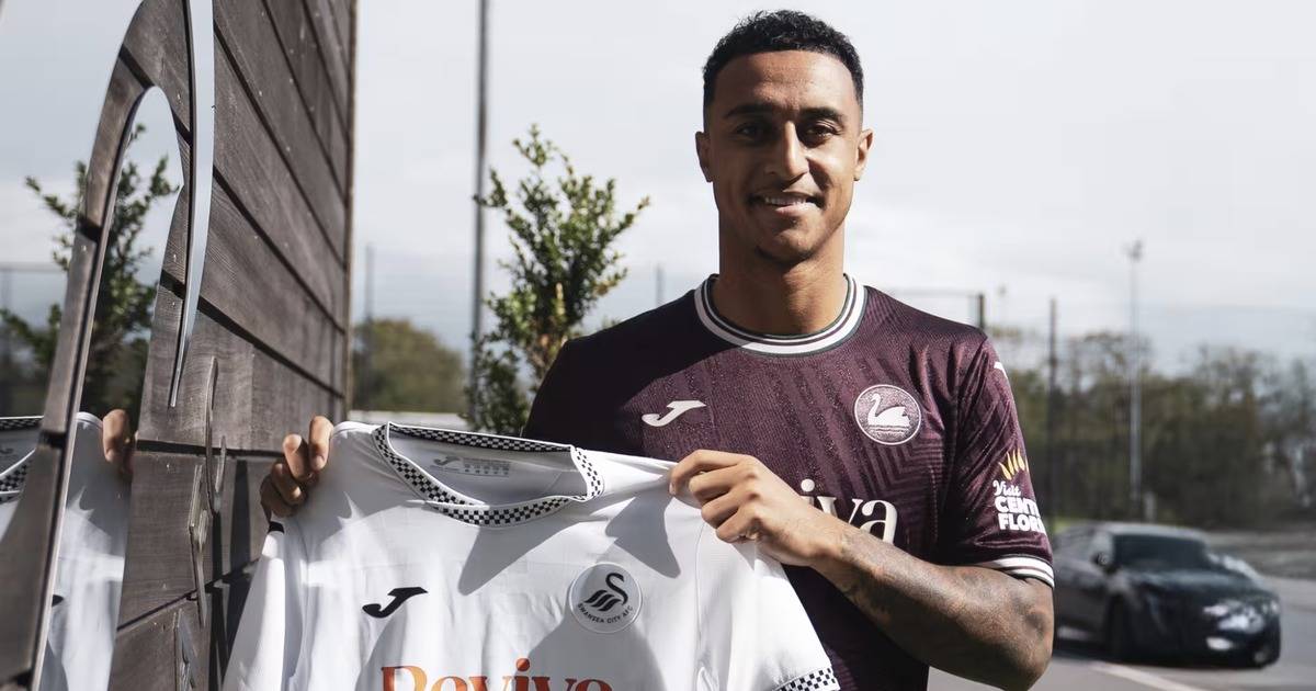 Adam Idah claims Celtic transfer was never the end goal as he seals £7m Swansea City switch