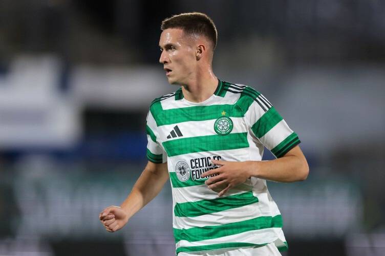Celtic’s Johnny Kenny called up to Ireland squad with Parrott ruled out through injury