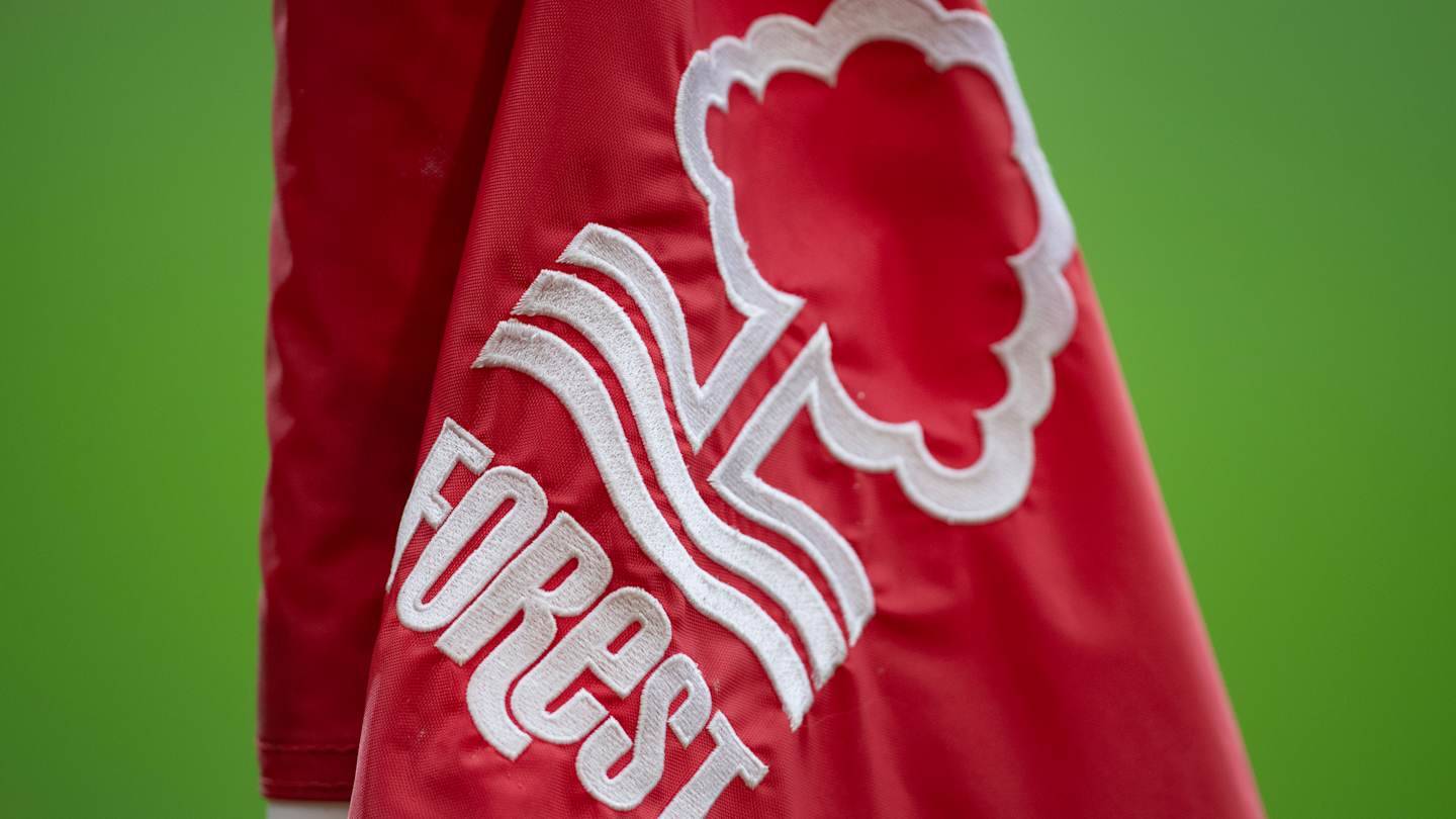 Celtic want to sign former Nottingham Forest striker for free