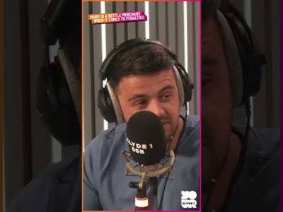 Marvin Bartley BOTTLED IT at Hibs when it came to penalties!