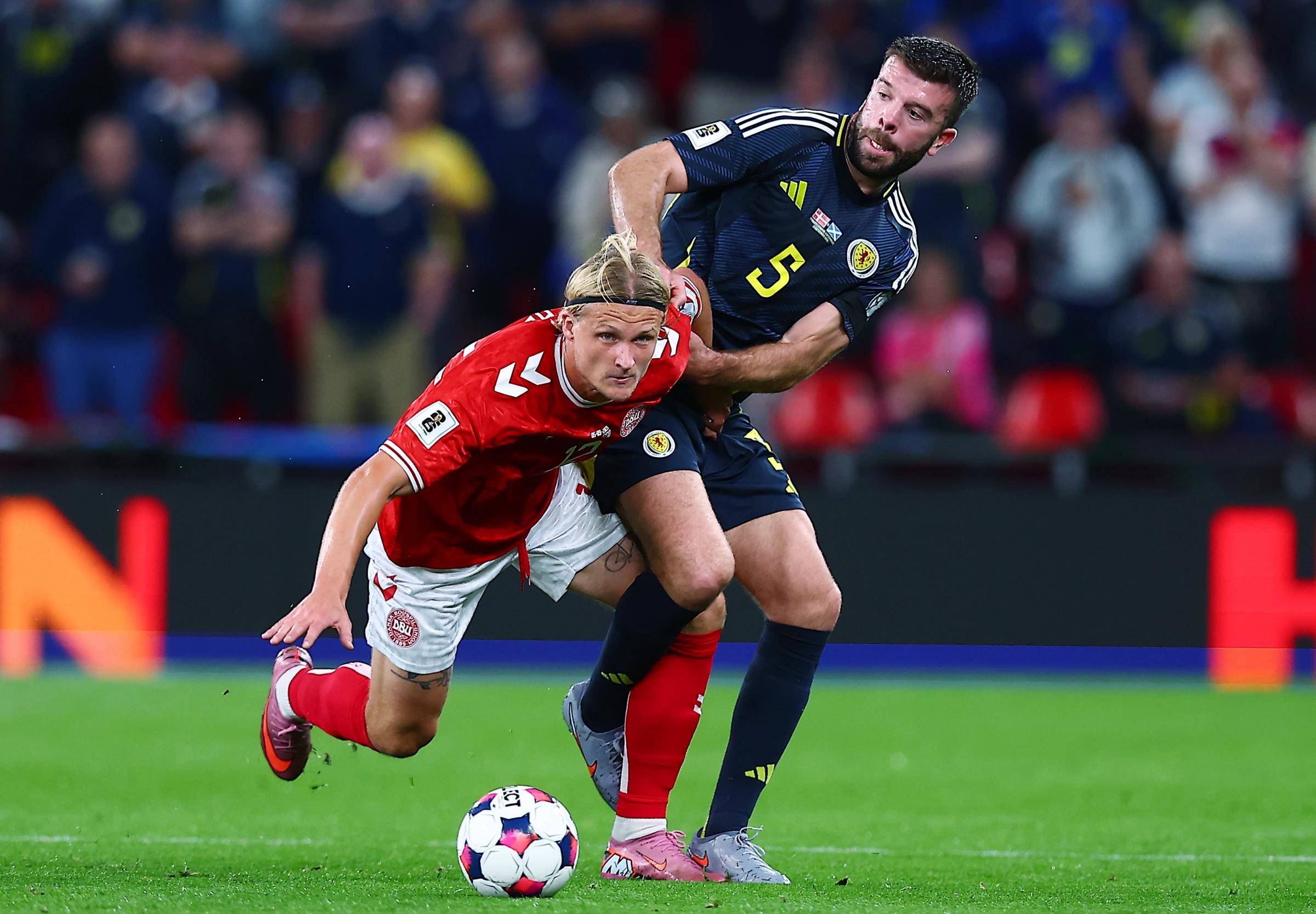 Celtic-linked Kasper Dolberg explains ‘easy’ Ajax transfer decision