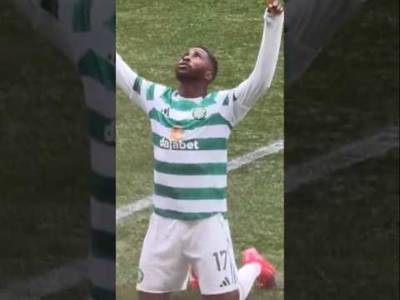 Kelechi Iheanacho Blessing Himself After Scoring Late Celtic Winner 💚