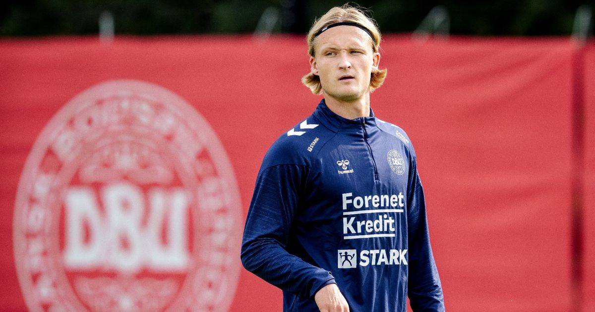 Kasper Dolberg Celtic transfer decision a ‘mistake’ as Sebastian Tounekti throwback display wows Hoops hero