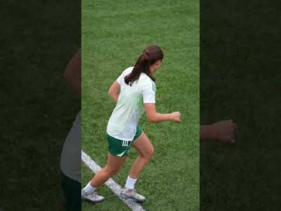 The Ghirls putting in the hard work ahead of #CELHIB 🤩 #CelticFC🍀