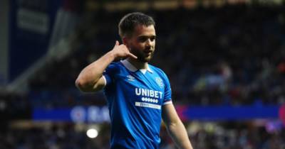 This is how to manage the Rangers feisty wee bugger Nico Raskin – Barry Ferguson