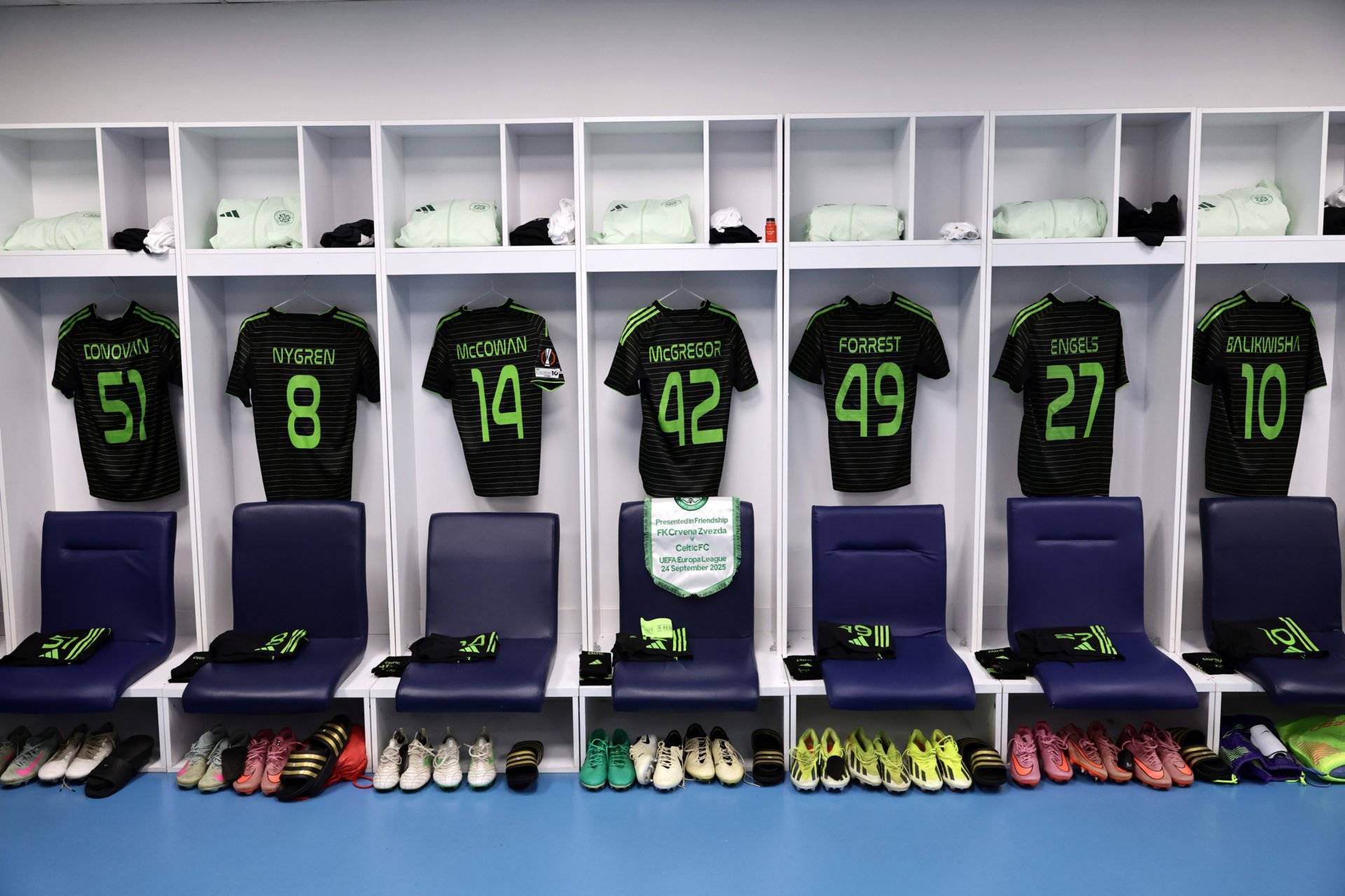 “He’s freeeee”. Celtic fans are delighted with Brendan Rodgers’ XI vs Braga