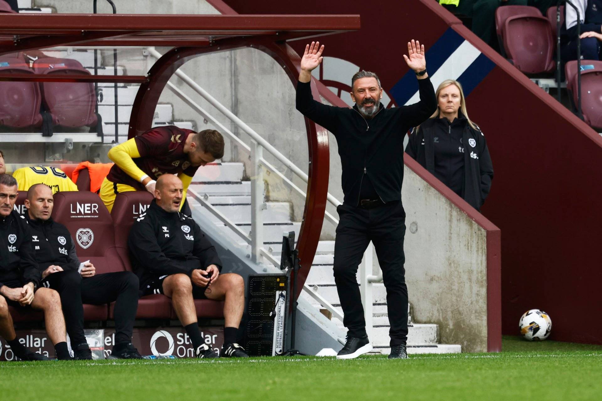 Chris Sutton ‘looks at Celtic’ and Rangers to send Hearts boss Derek McInnes a message